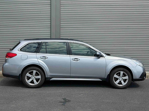 Subaru Outback 6 of 16