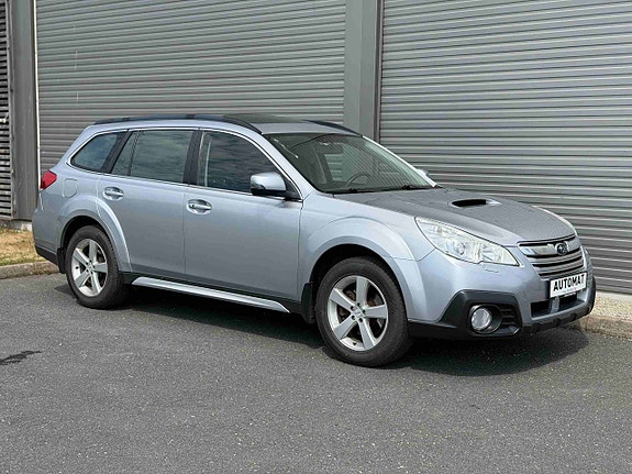 Subaru Outback 7 of 16