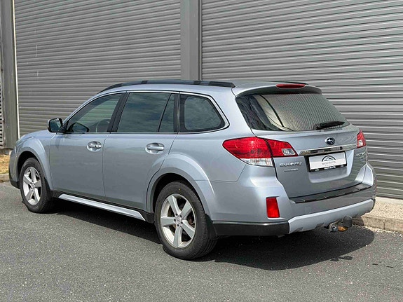 Subaru Outback 5 of 5