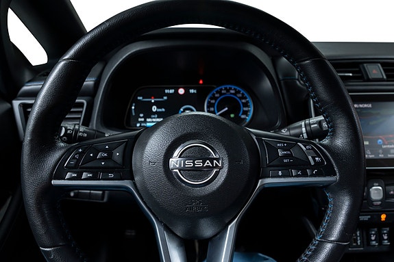 Nissan Leaf 17 of 27