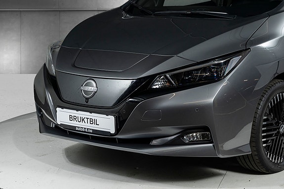 Nissan Leaf 6 of 27