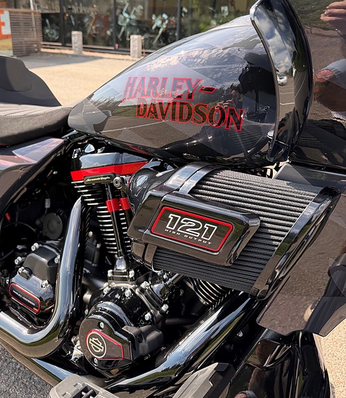 Harley-Davidson FLTRXSTSE ROAD GLIDE CVO ST 121 10 of 15