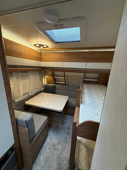 Hobby 515 UHK De luxe Velholdt familievogn | Fiamma ZIP-markise | Fuktgaranti til 2027 19 of 30