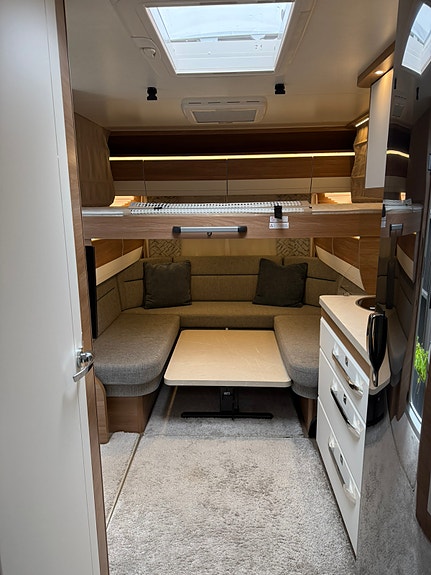 Hobby 515 UHK De luxe Velholdt familievogn | Fiamma ZIP-markise | Fuktgaranti til 2027 12 of 30