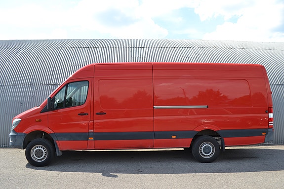 Mercedes-Benz Sprinter 2 of 5