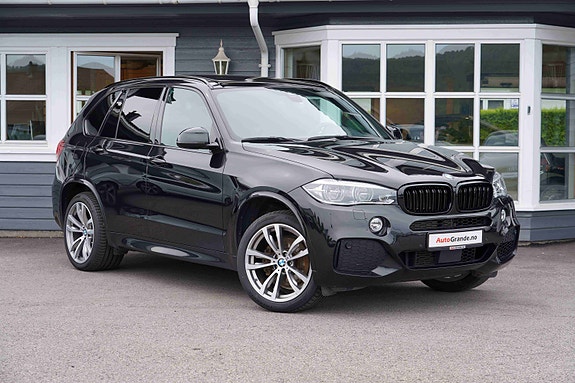 BMW X5 2 of 5
