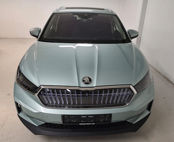 Skoda Enyaq 2 of 5