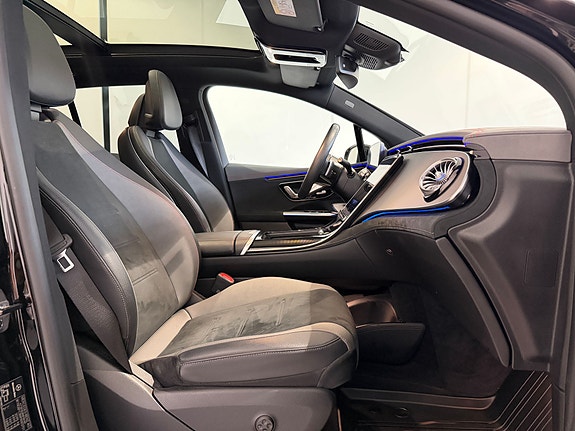 Mercedes-Benz EQE SUV 11 of 19