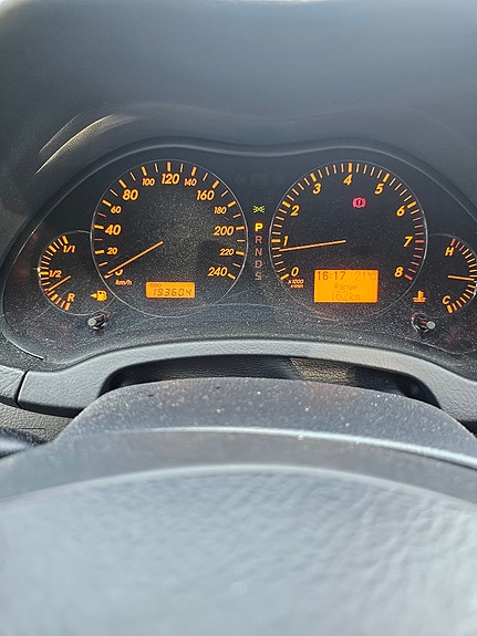 Toyota Avensis 5 of 5
