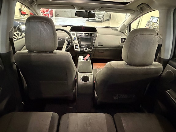 Toyota Prius+ Seven 16 of 30