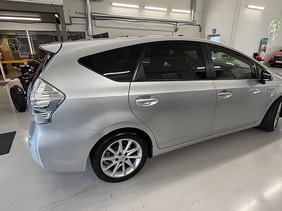 Toyota Prius+ Seven 5 of 30
