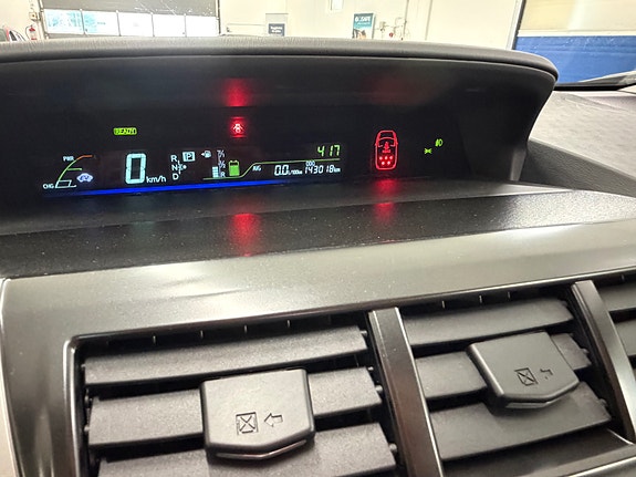 Toyota Prius+ Seven 25 of 30