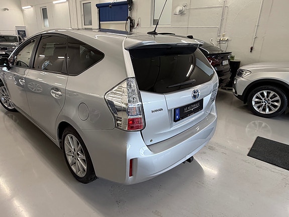 Toyota Prius+ Seven 8 of 30