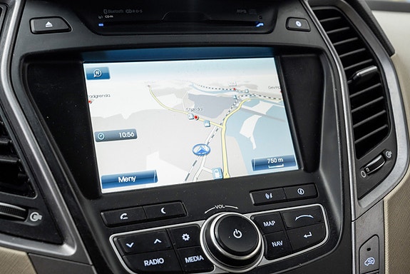 Hyundai Santa Fe 15 of 26