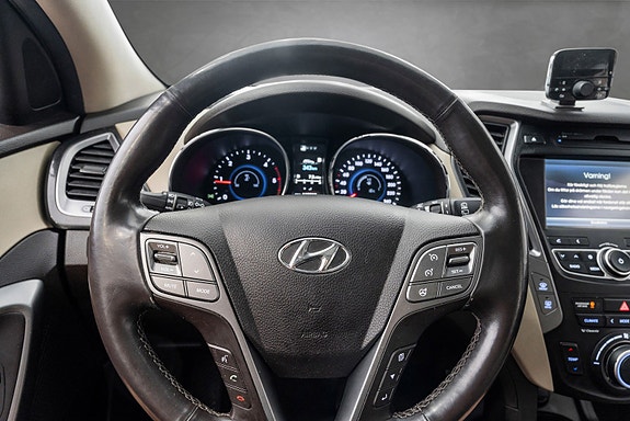 Hyundai Santa Fe 11 of 26
