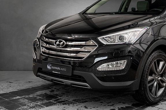 Hyundai Santa Fe 2 of 26