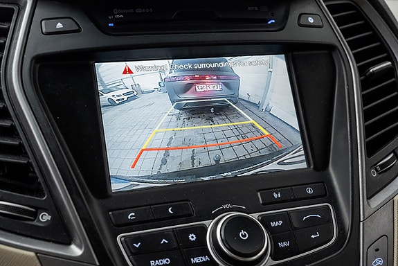 Hyundai Santa Fe 16 of 26