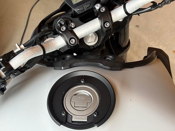 Yamaha MT-09 12 of 14