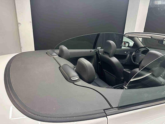 Volvo C70 11 of 30