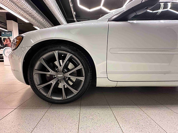 Volvo C70 3 of 5