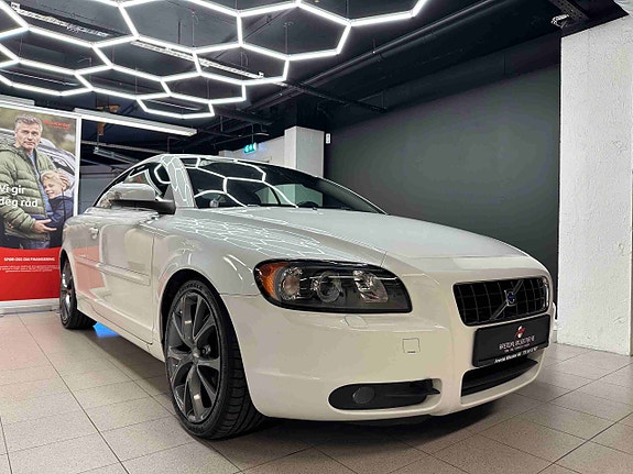 Volvo C70 9 of 30