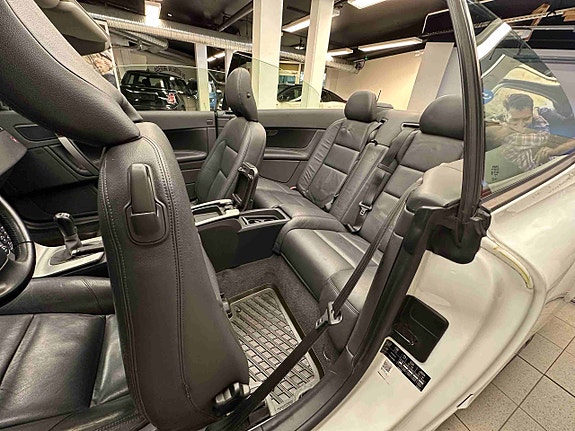 Volvo C70 15 of 30