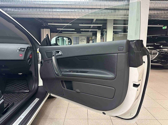 Volvo C70 16 of 30
