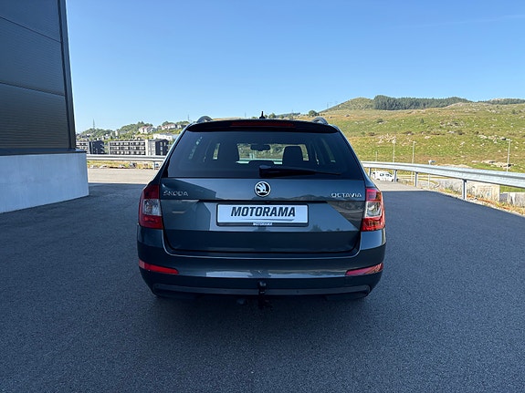 Skoda Octavia 4 of 5