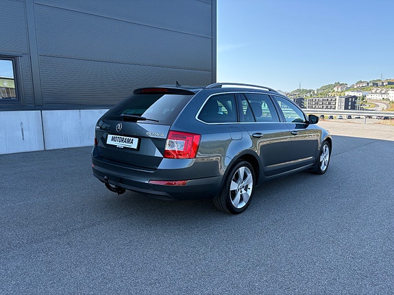 Skoda Octavia 3 of 5