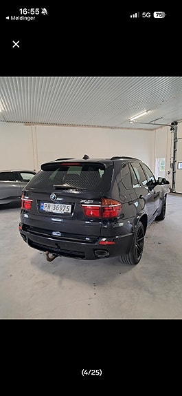 BMW X5 3 of 5