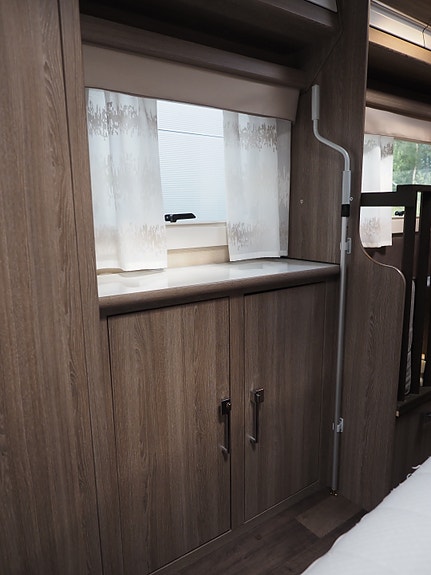 KABE ROYAL 740 DGDL - 3 Køyer - Takmontert markise 19 of 30