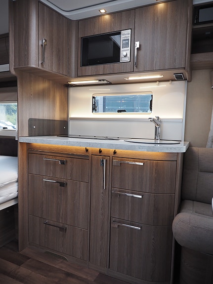 KABE ROYAL 740 DGDL - 3 Køyer - Takmontert markise 14 of 30