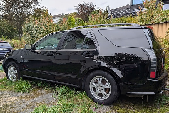 Cadillac SRX 3 of 5