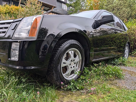 Cadillac SRX 5 of 5