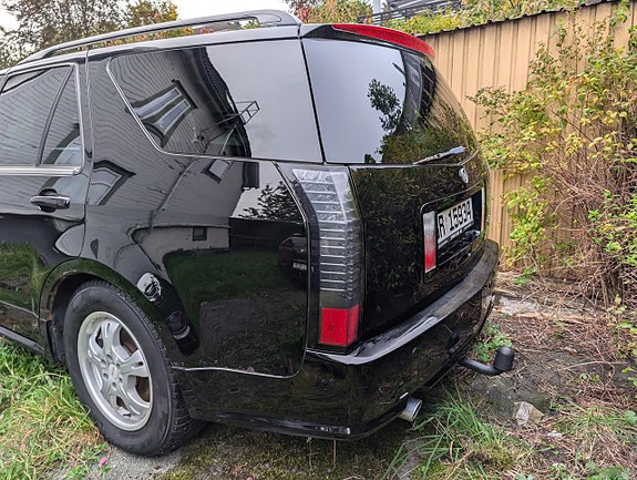 Cadillac SRX 2 of 5