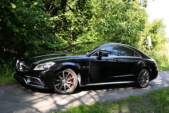 Mercedes-Benz CLS63 5 of 5