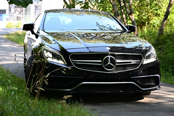 Mercedes-Benz CLS63 4 of 5