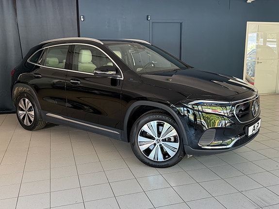 Mercedes-Benz EQA300 4 of 5