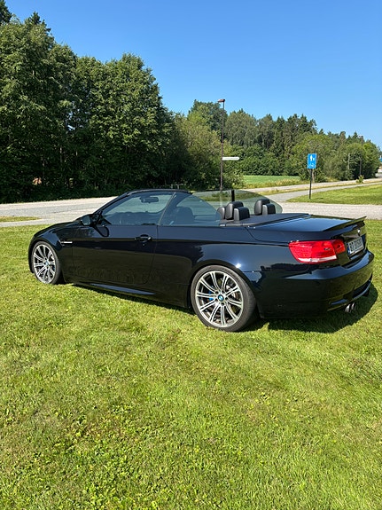 BMW M3 5 of 5