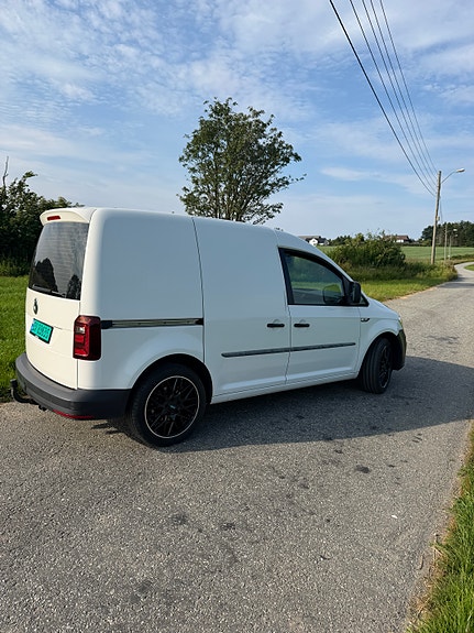 Volkswagen Caddy 3 of 5