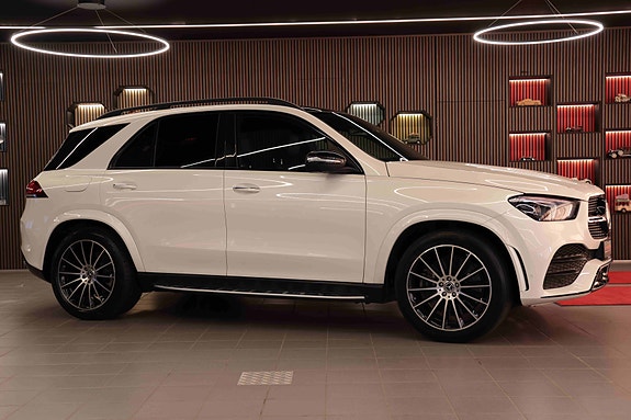 Mercedes-Benz GLE350 de 2 of 5