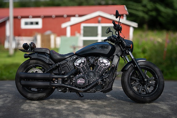 INDIAN Scout Bobber 2 of 7