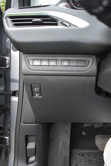 Peugeot 2008 15 of 30
