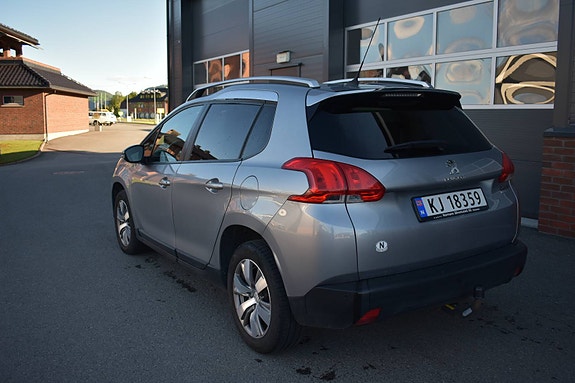 Peugeot 2008 27 of 30