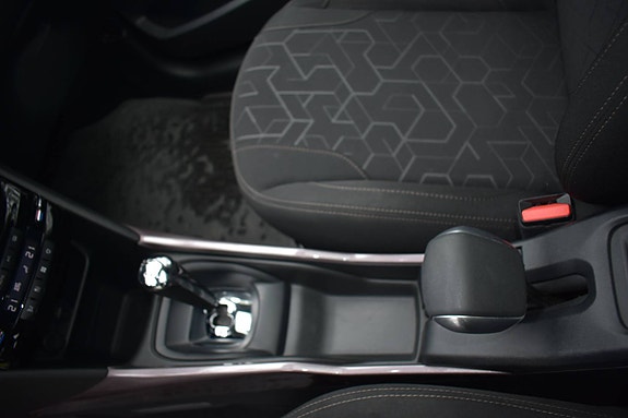 Peugeot 2008 11 of 30