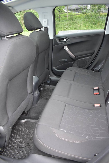 Peugeot 2008 23 of 30