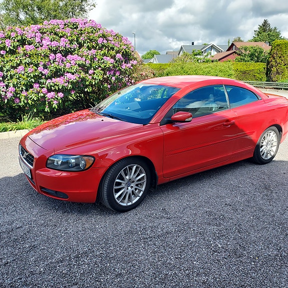 Volvo C70 3 of 5