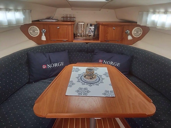 Marex 290 Sun Cruiser 2001 – 1353 timer – Høst tilbud 25 of 30