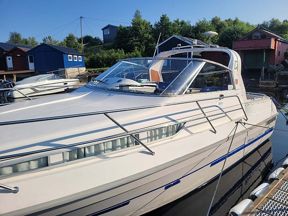 Marex 290 Sun Cruiser 2001 – 1353 timer – Høst tilbud 2 of 30