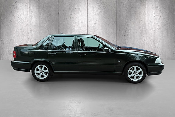 Volvo S70 4 of 5